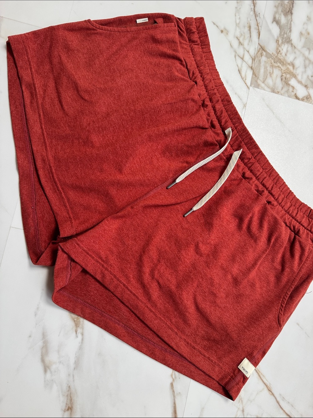 Vuori Women's Halo Performance Short Sz XL Loungewear Comfy Hike Travel